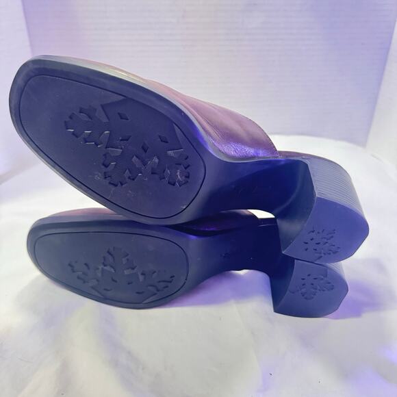 Clarks Brown Mules with Heel and closed toe SZ 7.5 - Picture 8 of 9